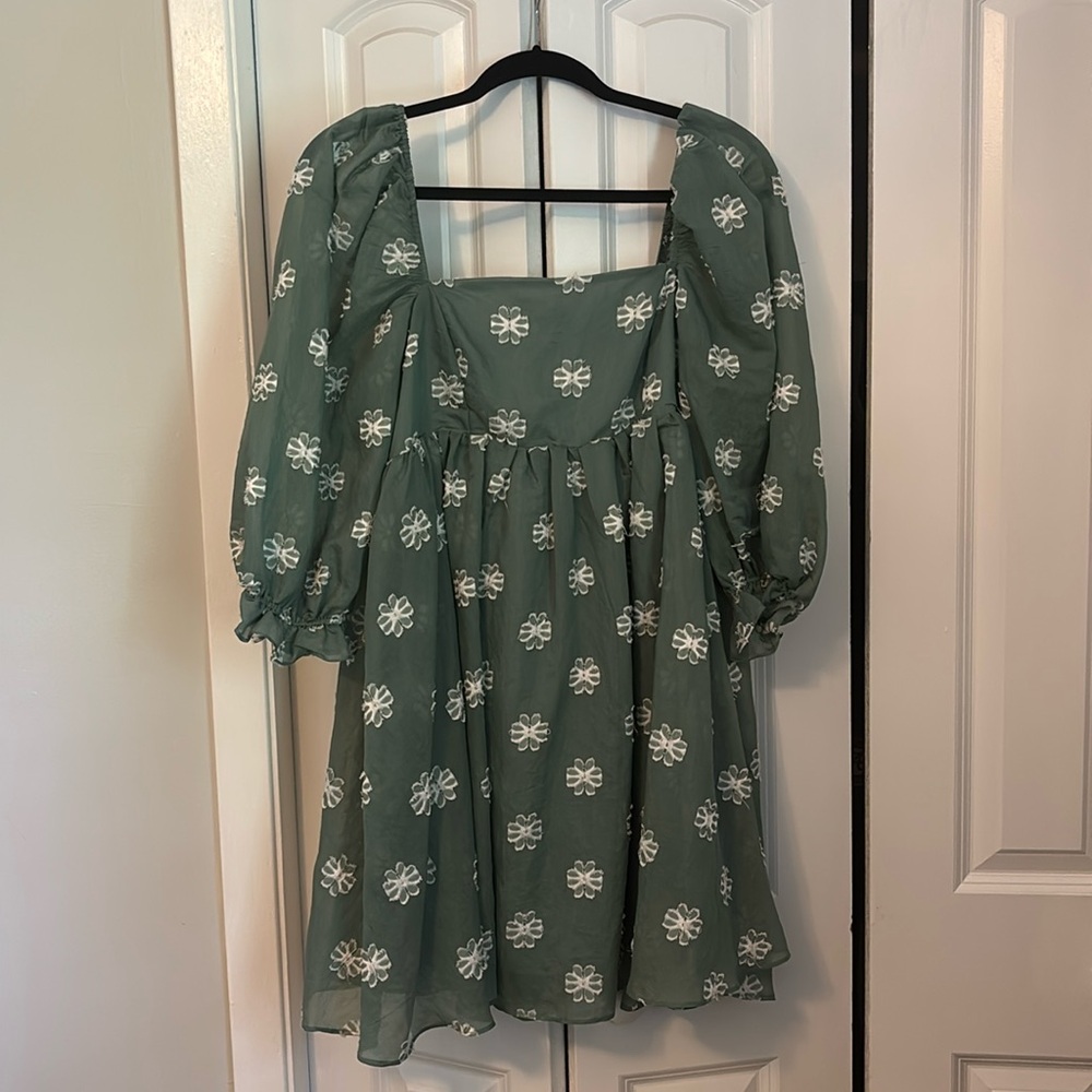 STORIA green floral puff sleeve dress